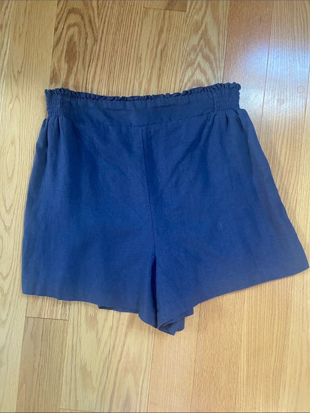 LC Lauren Conrad Navy Smocked High Waist Linen-Blend Shorts; Size L